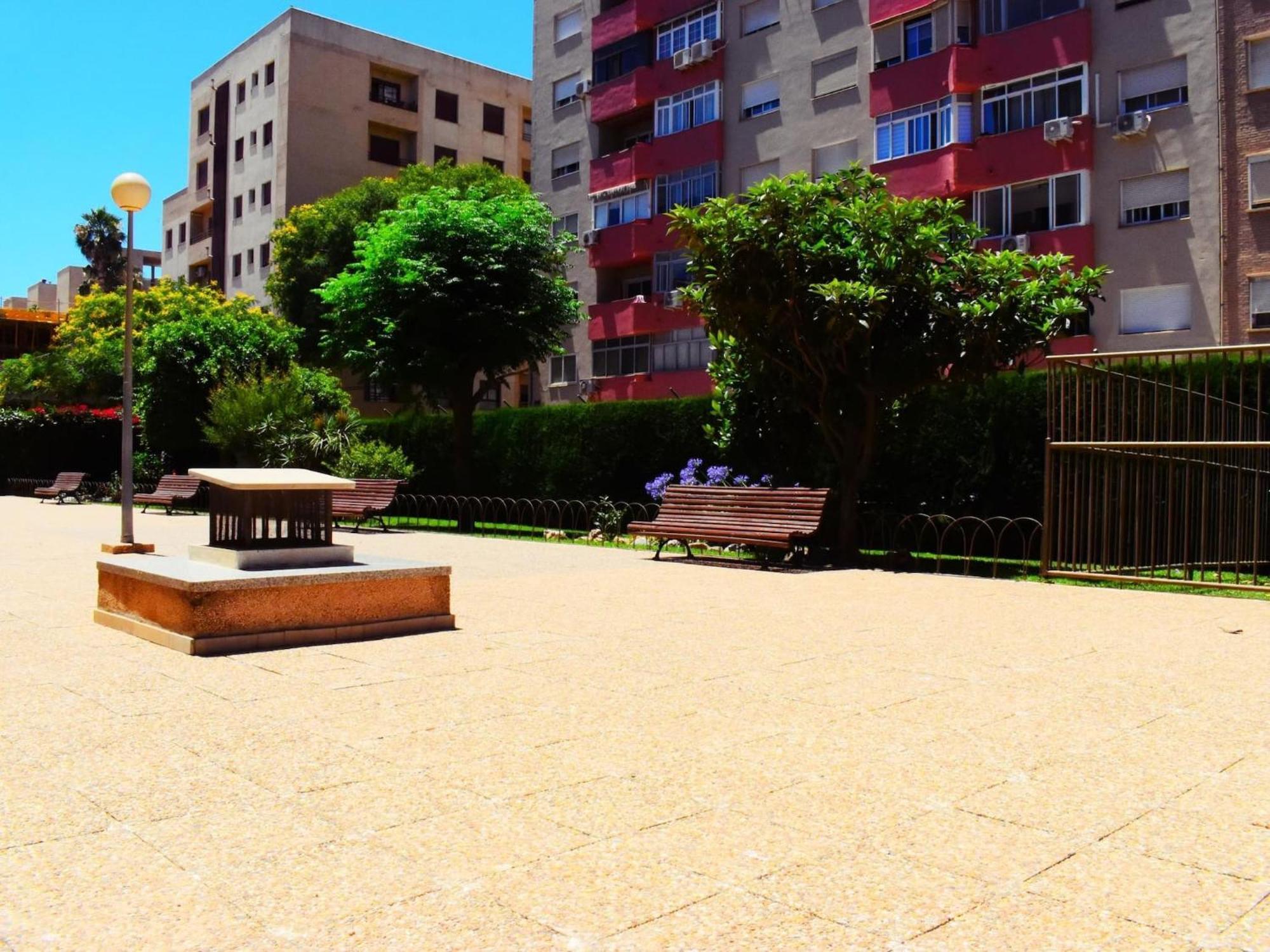 Amplio Y Luminoso Apartamento Cerca Del Centro Y La Playa Con Piscina Y Parking Privado Малага Екстер'єр фото